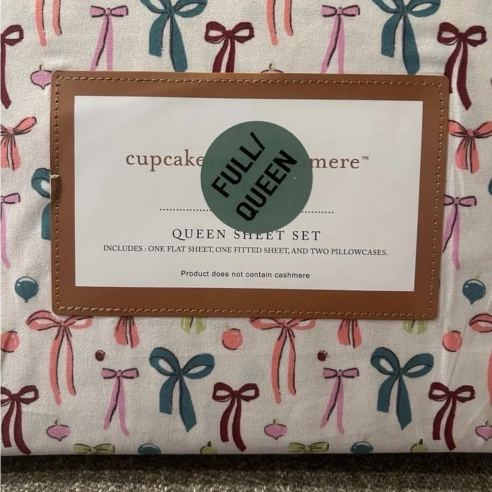 cupcakes & cashmere Bow Pattern Bedding Sheet Set